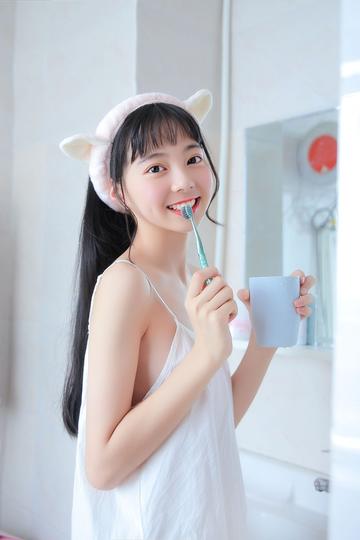国产精品中出在线